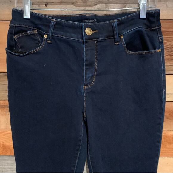 Chico's Denim Skinny Leg Jeggings Dark Wash Size 0 [U.S. Size 4] Classic Grandma - Picture 6 of 14